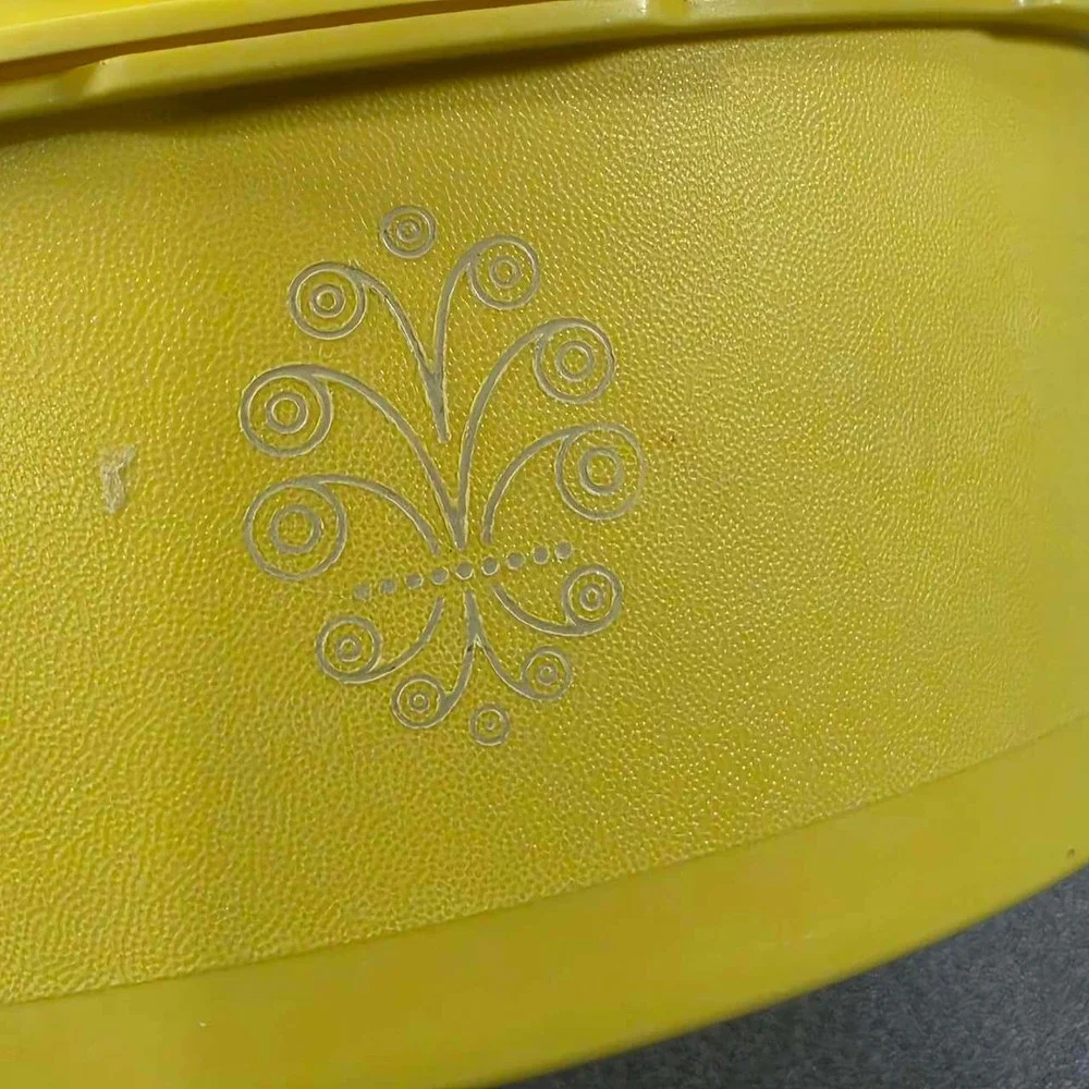 Tupperware Servalier Bowl Vintage Yellow Sunburst Lid Floral Graphic Excellent